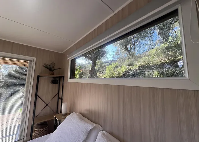 Chalet Le Nid De L'oliveraie *